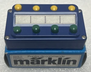 MARKLIN 7211 Z-SCALE HO ELECTRIC CONTROL BOX FOR ON/OFF USED W/PLUGS - Picture 1 of 6
