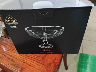 IRENA FOOTED CRYSTAL OVAL BOWL MADE IN POLAND CRYSTAL 9.75"x6"x7" - Image 1 of 4