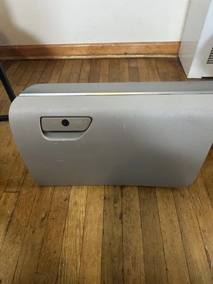 Ford Explorer 2011-2019 guantera puerta compartimento de almacenamiento OEM Foto 1 de 4