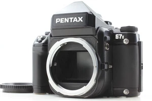 [CASI COMO NUEVO] Cuerpo de cámara fim de formato medio Pentax 67 II AE 6x7 + tapa de JAPÓN - Imagen 1 de 16