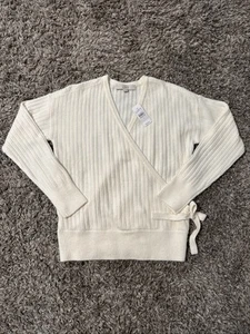 $70 Loft White Wrap Sweater V Neck Long Sleeve Size Small NWT - Picture 1 of 7