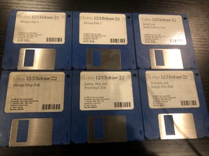 LOTUS 1-2-3 Release 2.2 copyright 1989. For IBM PC & Lotus-certified Compatibles - Picture 1 of 9