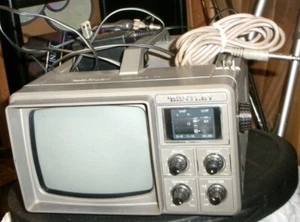 Bentley Deluxe Portable 5 Inch Black And White Television TV Model No 100c - Picture 1 of 10