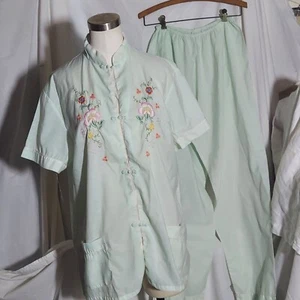 Vintage Fedo Chinese Embroidered Pajamas Set Size 42 M, L Light Green - Picture 1 of 5
