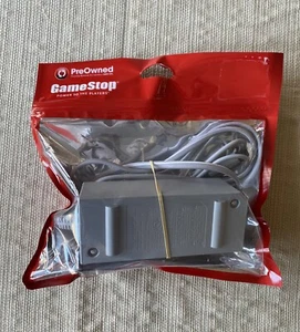 Sealed GameStop PreOwned OEM Wii Ac Adapter (RVL-002) - Picture 1 of 4