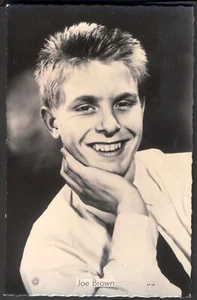 JOE BROWN. Vintage echte Foto-Postkarte (kein moderner Repro!). Kostenlose britische Post - Bild 1 von 1