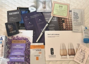 Lotto di 16 capelli da viaggio e campione beauty skin pixi alterna e full size buxom - Foto 1 di 4