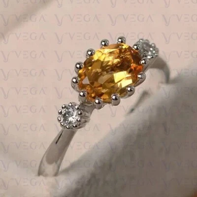 Alianza de compromiso de diamantes y citrino natural de corte ovalado de 3,20 quilates de oro blanco de 14 quilates Foto 1 de 4