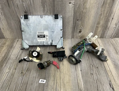 Lexus IS300 2001 A/T motor OEM ecu (2 llaves) y juego de llaves de cerradura de puerta de encendido #A50 Foto 1 de 4