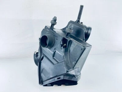 Audi A4 2007- 2011 Quattro Air Cleaner OEM 8K0-133-837-S - Image 1 of 4