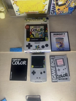 Nintendo Game Boy Color Pokémon Centro Dorado/Plata Japón Completo Cib Funcionando Foto 1 de 4