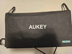 Aukey Solar Charger PB-P4 - 21W mit USB - 23,5% - Bild 1 von 2