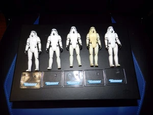 LOTTO COSTRUTTORI ESERCITO STAR WARS KENNER STORMTROOPER #6 (5) 3 LINEE 1977 HONG KONG COO - Foto 1 di 4