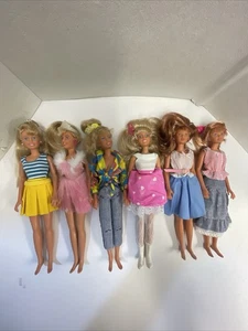 Konvolut 6 Vintage 80er/90er Barbie Puppen & Kleidung Zubehör Teen Skipper selten - Bild 1 von 14