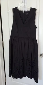 Vestido Falda Completa ANN TAYLOR Negro Algodón Ojales Encaje Cuello en V 8 - Imagen 1 de 7