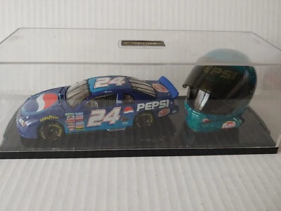 Jeff Gordon #24 Pepsi 1:32 carro de ação conjunto de capacete 1:4 1999 edição limitada RARO - Imagem 1 de 4