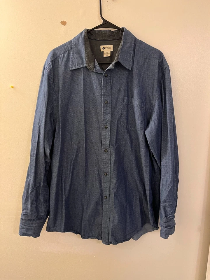 Lunares Haggar grandes abotonados para hombre Foto 1 de 4