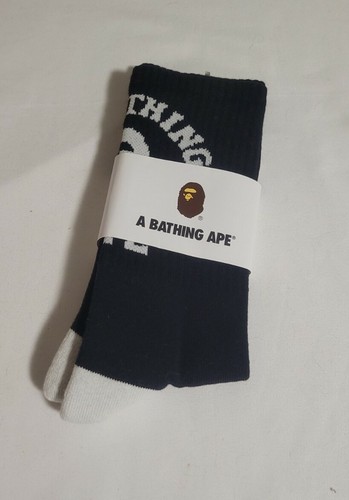 A BATHING APE (BAPE) Calze nuove BAPE bianche e nere con logo BWS taglia OS