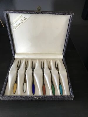 Винтажные эмалированные вилки Codan SA Mexico из чистого серебра с гильошей и коробкой - Изображение 1 из 4