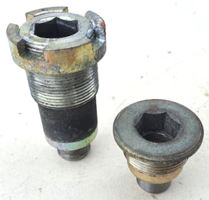 Honda VF750 SABRE Swingarm Frame End Pivot Bolt pair 1984 VF 750 V45 - Picture 1 of 5