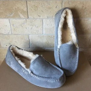 UGG Ansley Light Grey Gray Suede Moccasins Slippers Shoes Size US 10 Women - Picture 1 of 6