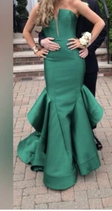 JOVANI GREEN Sati DRESS Prom - Picture 1 of 2