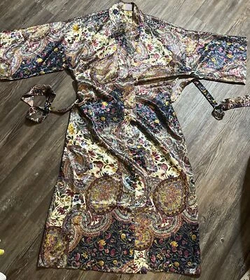Bata kimono con cinturón satinado floral de lujo real de diseñador de dinastía California Foto 1 de 4