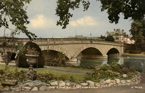 Vintage Avon Bridge Evesham Postcard, Worcestershire, Valentine & Sons Ltd, RPPC - Picture 1 of 2