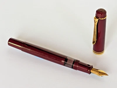 Pelikan M250 (Old Style) burgundy - Bild 1 von 4