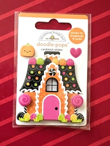 NUOVO - ADESIVI 3D SPOOKY HAUNTED CANDY HOUSE DI DOODLEBUG - SPEDIZIONE GRATUITA - Foto 1 di 3