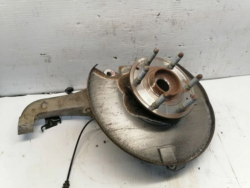 2021-2024 Chevrolet Tahoe Front Left Driver Spindle Knuckle Assembly Oem - Image 1 of 4