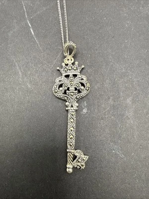 ⭐️Beautiful Sterling Silver Marcasite Key With Crown Pendant Necklace - Image 1 of 4