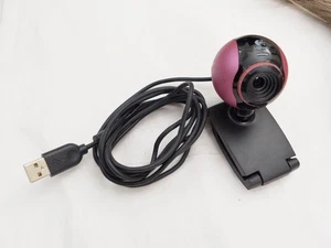 Logitech V-U0003 USB Webcam Magenta - used good shape - Picture 1 of 8