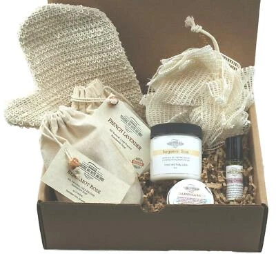 TRAVERSE BAY BATH AND BODY Floral Gift Box, basket, A great self care gift, premium products. Mother's day.