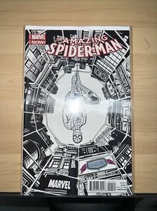 Amazing Spider-Man #001 DCBS Variant VF+ 1st cameo Silk: Marvel - Picture 1 of 4