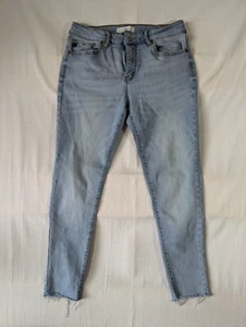 Kancan Jeans Women's 31 Skinny Ankle Raw Hem Light Wash Stretch Denim Blue - Picture 1 of 11