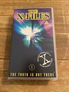 The X Files 1 VHS Video File 1A Pilot & File 1B Deep Throat VGC Tested - Picture 1 of 4