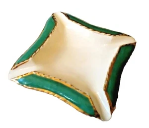 VINTAGE PORCELAIN ASHTRAY 4" GREEN GOLD HOLLYWOOD REGENCY MID CENTURY - Picture 1 of 12