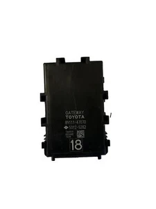 Toyota Prius Gateway Control Unit 89111-47070 Genuine 1.8 Hybrid 2018 - Picture 1 of 7