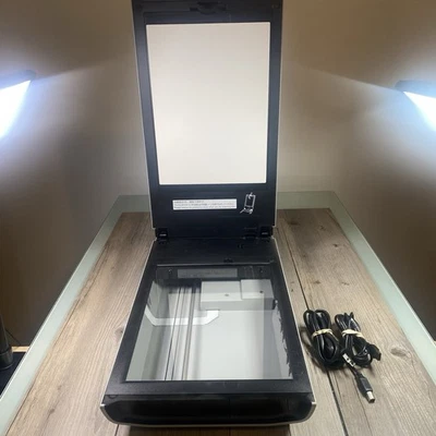 Canon CanoScan 9000F Flatbed Scanner Color Image Scanner - Tested And Working - Image 1 of 4