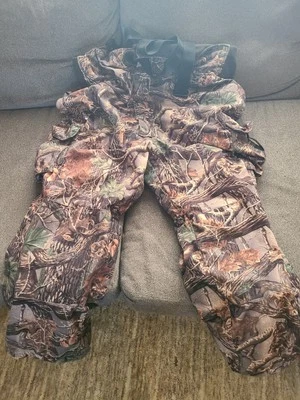 CABELA'S Dry-Plus Men's XXL Camo Hunting Bib Pants Overall Seclusion 3D. B7 - Image 1 of 4
