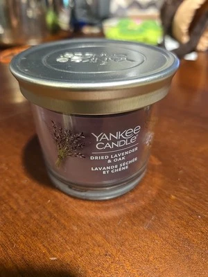 Yankee Candle Seco Lavanda y Roble Pequeño Tarro Perfumado Vela NUEVO #1759567 Foto 1 de 4