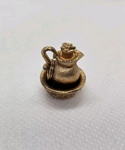 Vintage Avon Victoriana Pitcher and Bowl Charm 14K Gold-Electroplate 1" - Picture 1 of 7