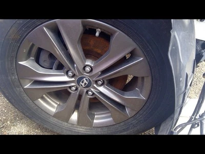 Rueda deportiva de aleación 17x7 de 10 radios para 13-16 SANTA FE 607896 Foto 1 de 4