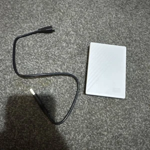 WD Western Digital 6TB My Passport Portable External USB 3.0 Hard Drive (White) - Picture 1 of 4