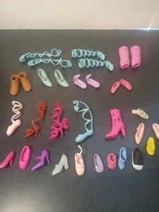 Barbie Puppe Schuh Konvolut - Bild 1 von 8