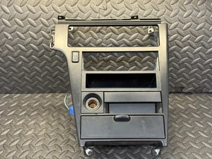 90-92 Toyota Cressida Center Dash Radio Stereo HVAC Control Trim Bezel Air Vent - Picture 1 of 11