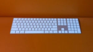 Oryginalna klawiatura Apple Magic z klawiaturą numeryczną A1843 *Działa!* - Zdjęcie 1 z 8