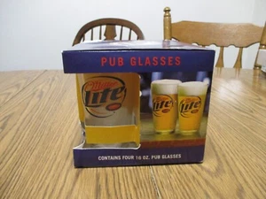 Miller Lite Beer Glass Gift Set 4 - Pack 16 Ounce Bar PUB Glasses MANCAVE - Picture 1 of 3