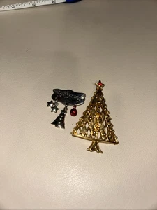 Lot Of 2 GOLD TONE CHRISTMAS TREE BROOCH PIN with STAR ON TOP silver believe - Picture 1 of 4
